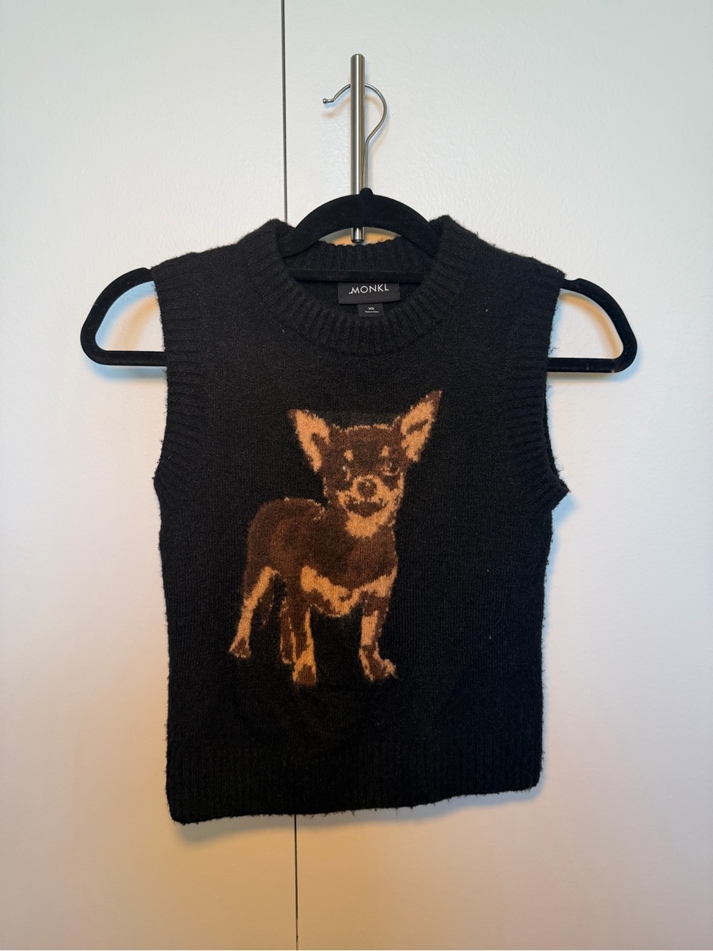 Monki Black Sleeveless Dog Graphic Knit Vest